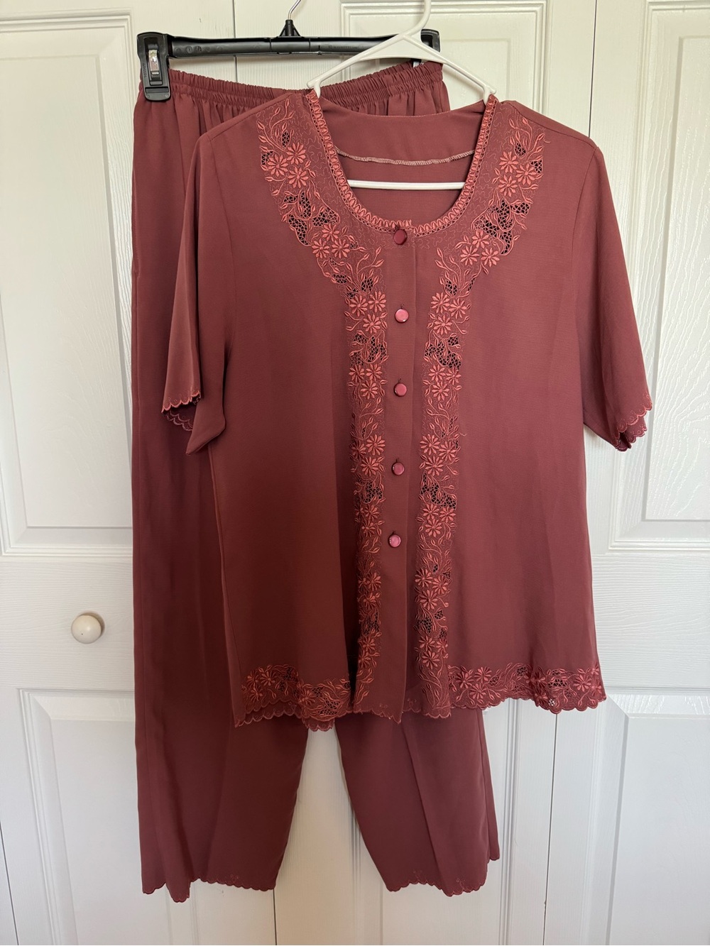 Embroidered Short Sleeve Vintage Set - Dusty Rose - size medium